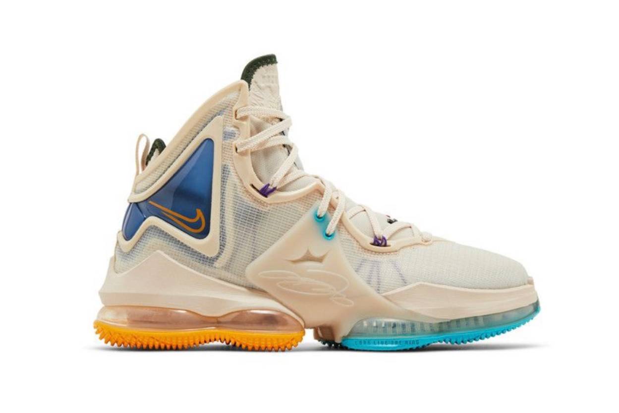 Nike LeBron 19 Minneapolis Lakers