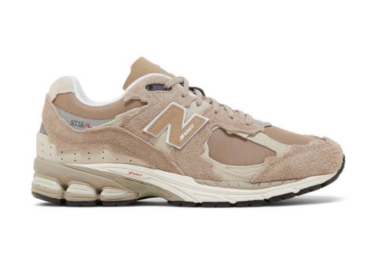 New Balance 2002R Protection Pack Driftwood