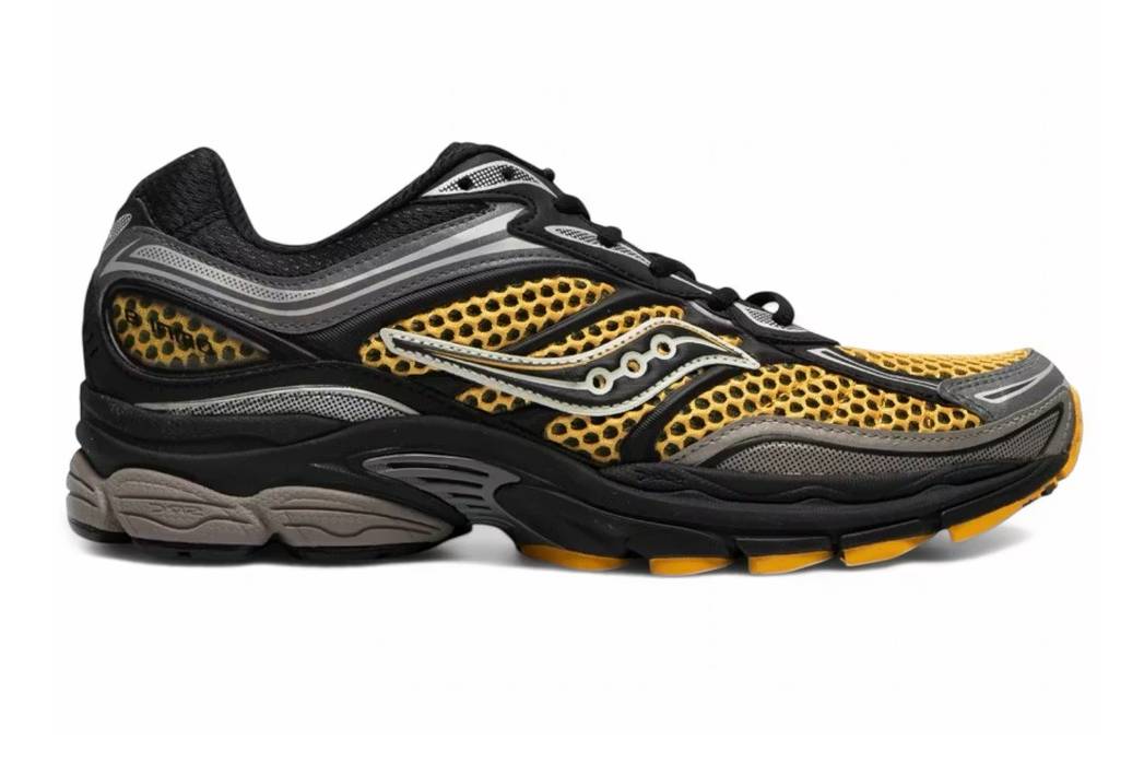 Saucony ProGrid Omni 9 Black Gold