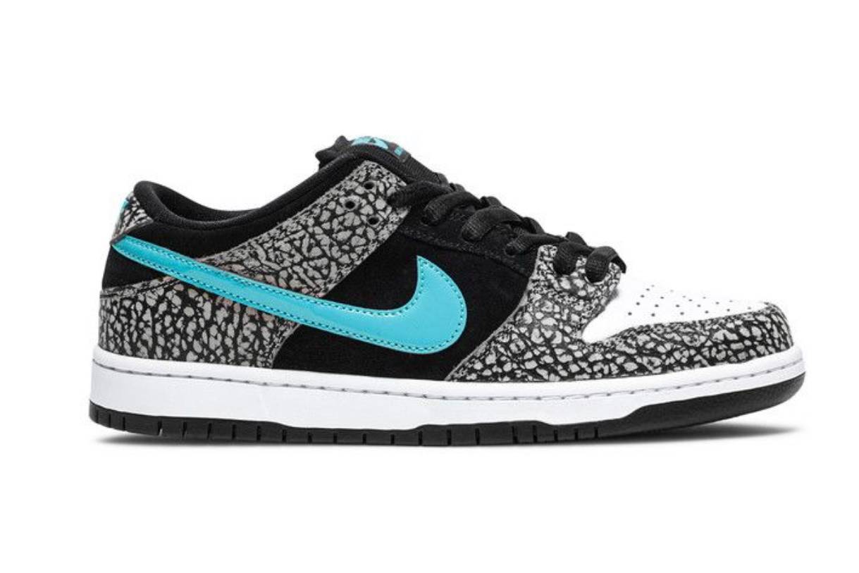 Nike SB Dunk Low atmos Elephant