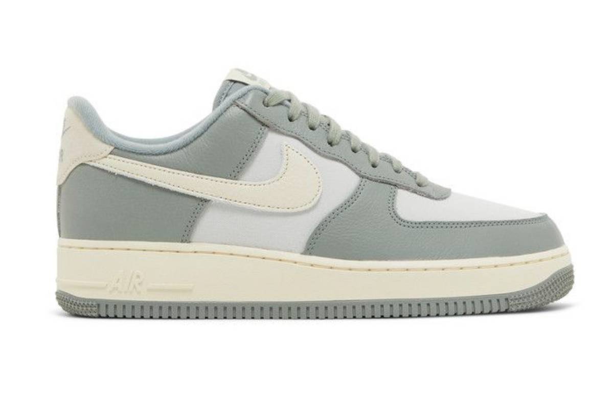 Nike Air Force 1 Low '07 LX Mica Green Coconut Milk