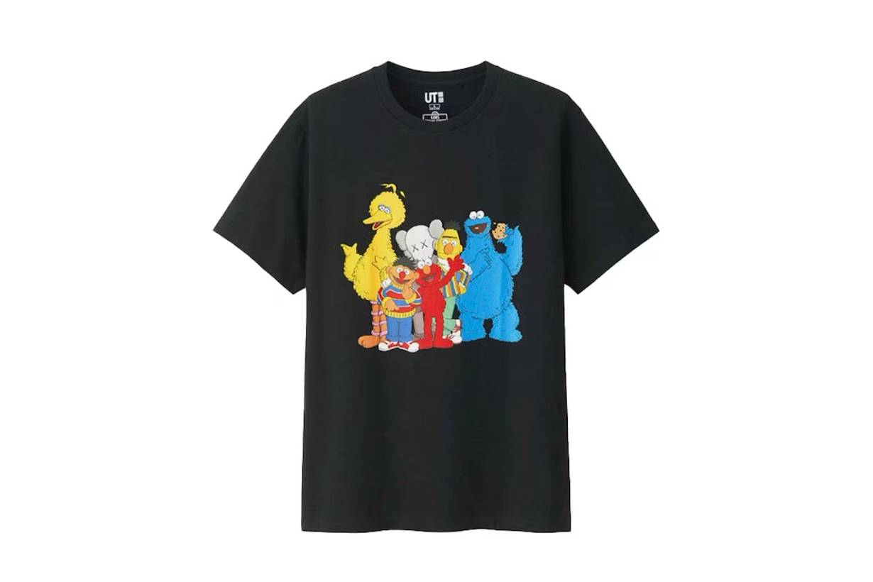 KAWS x Uniqlo x Sesame Street Group #2 Tee Black