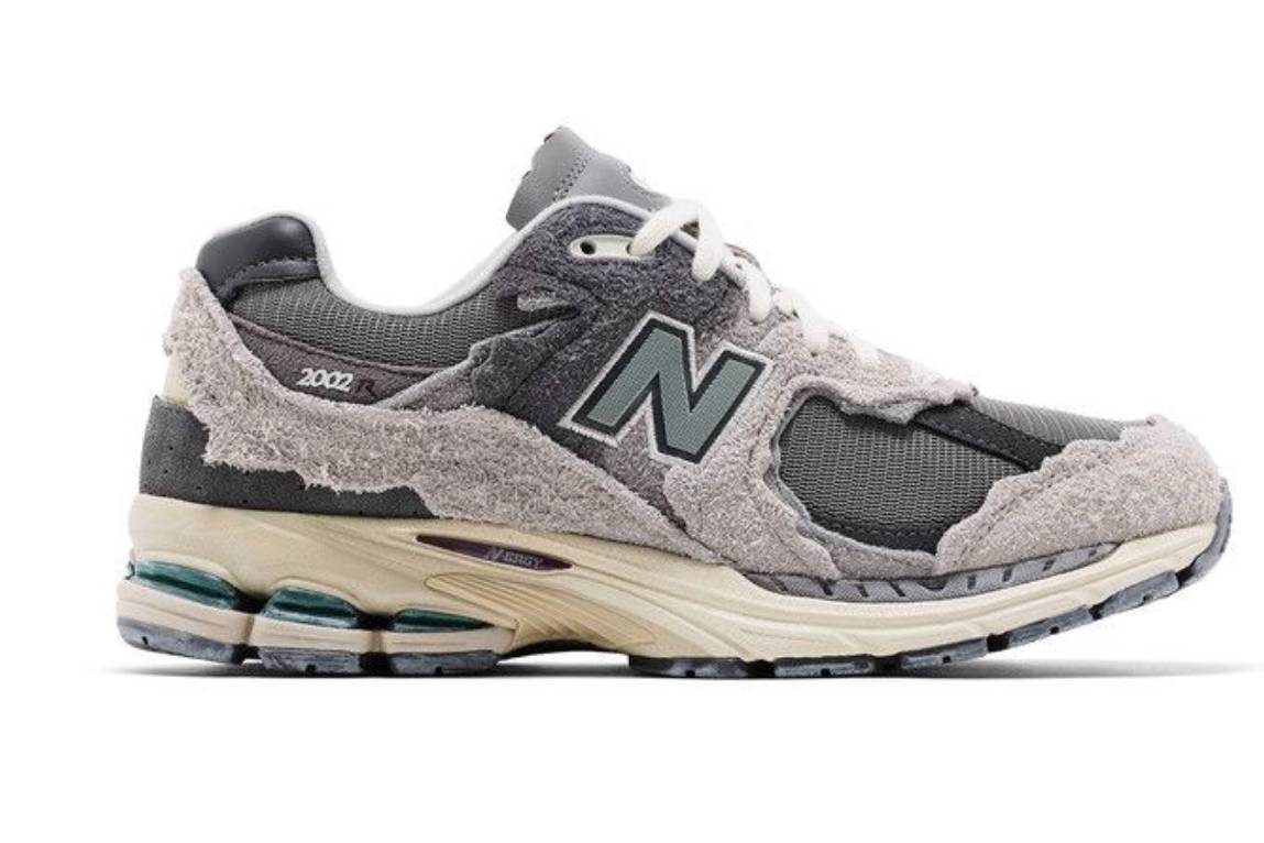 New Balance 2002R Protection Pack Rain Cloud