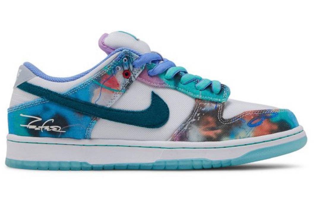 Nike SB Dunk Low Futura Laboratories Bleached Aqua