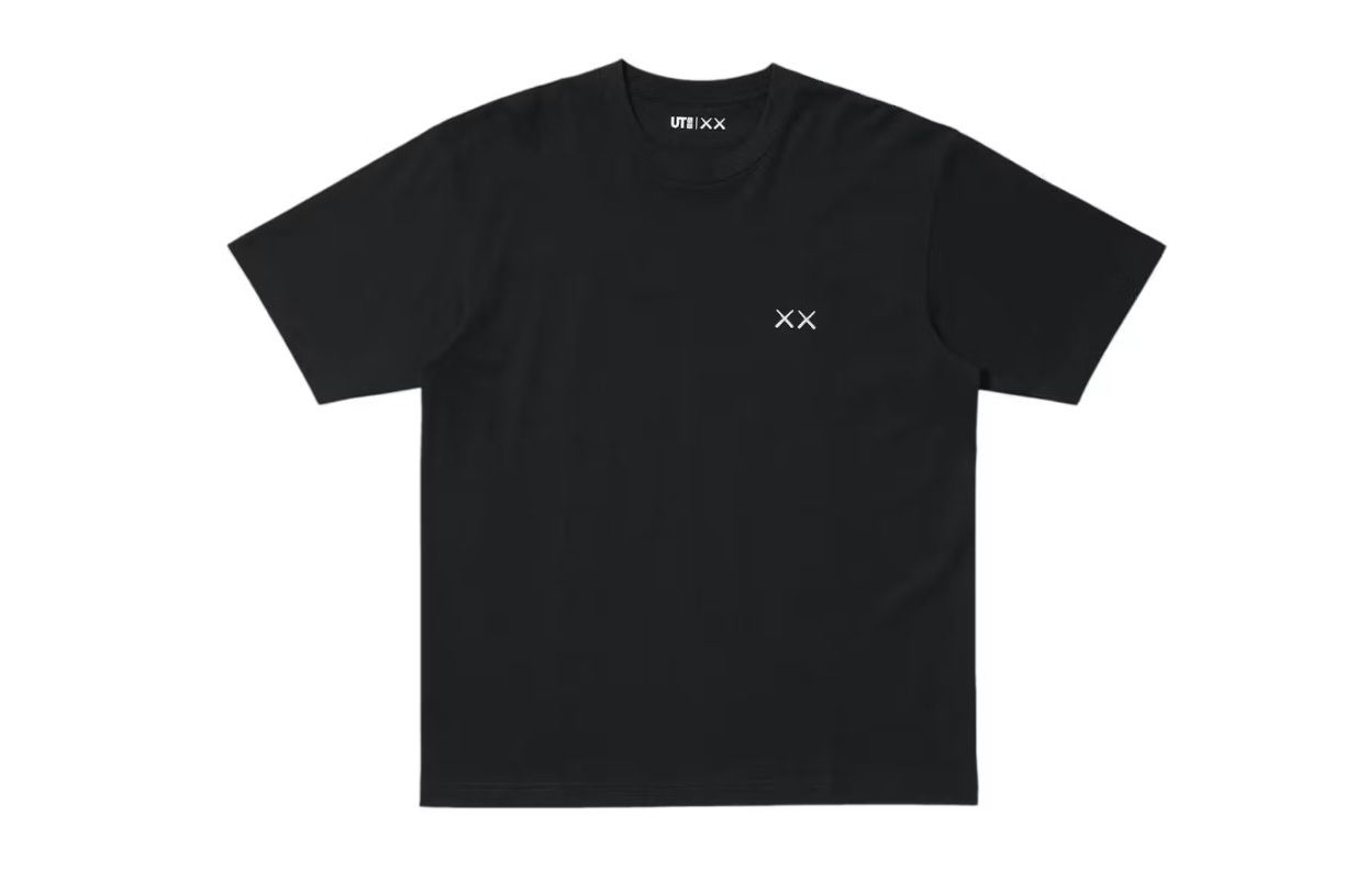 Uniqlo KAWS UNIVERSE Kids UT Graphic T-shirt Black
