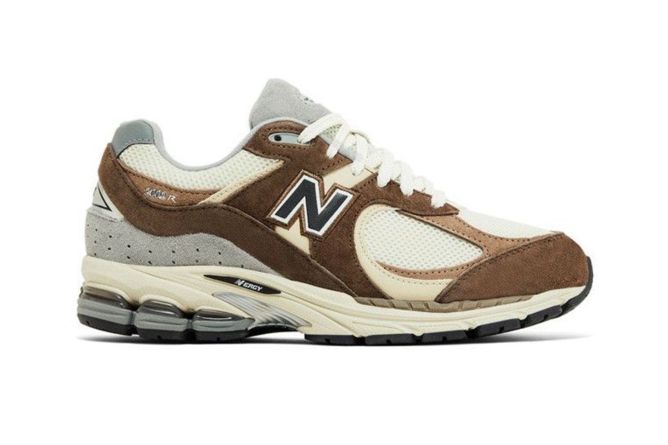 New Balance 2002R Emerging Brown